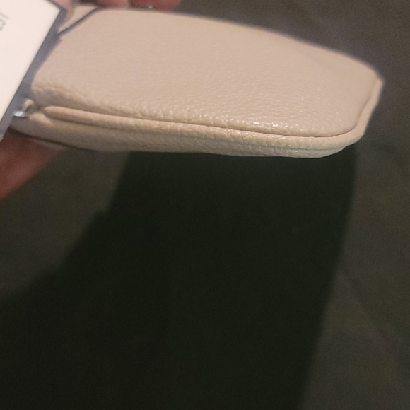 Large Wristlet - Picture 7 of 8